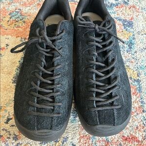 Keen Jasper men’s 9.5 never worn